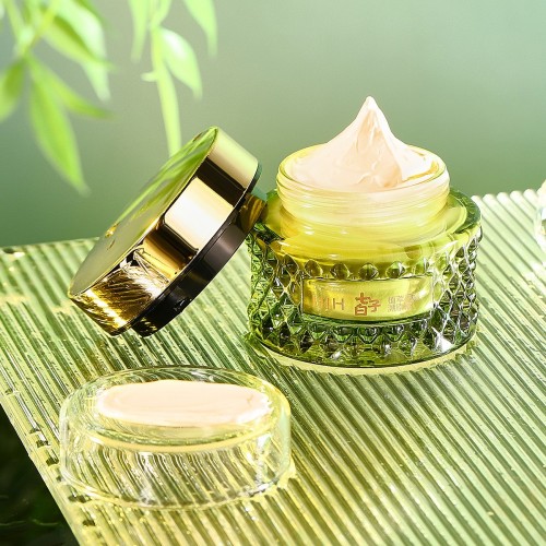 HIH 七子白植萃亮颜溯原霜质地轻盈舒润自然素颜霜粉质清爽40g